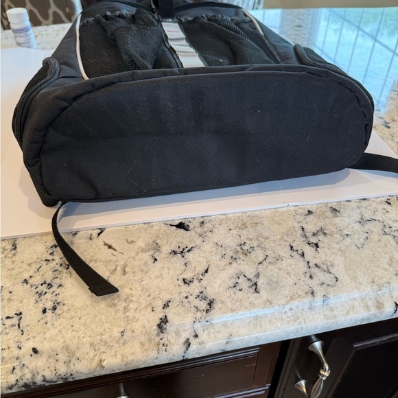 Hard Work Sports Basketball Backpack with Ball Compartment Spacious Shoe Storage - Picture 9 of 10